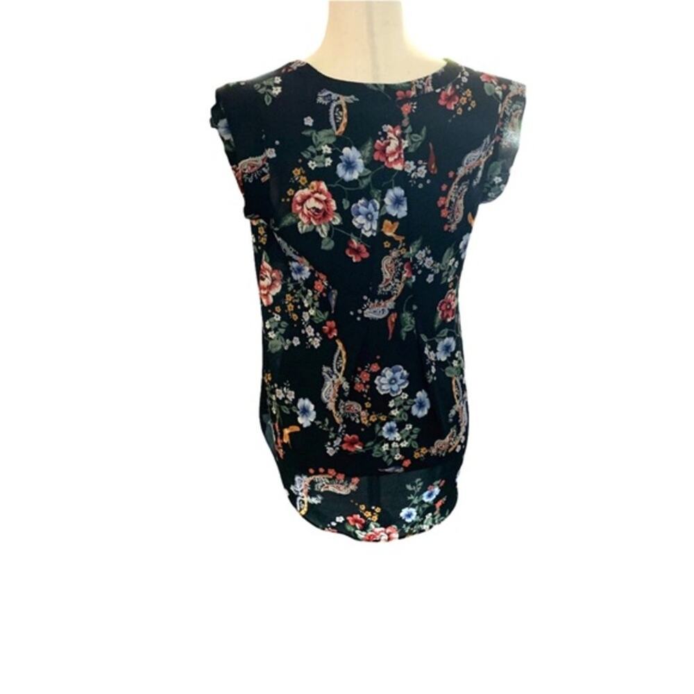 Pleione flower sleeveless top.  Blouse is Light summer weight‎ size extra small - Picture 5 of 10